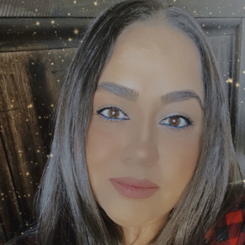 Meet your Posher, Gabriela